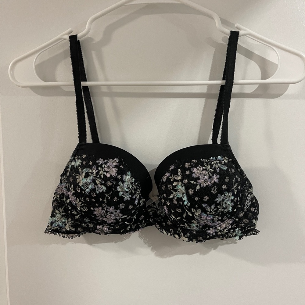Victoria’s Secret Dream Angels Lightly Lined Demi Bra